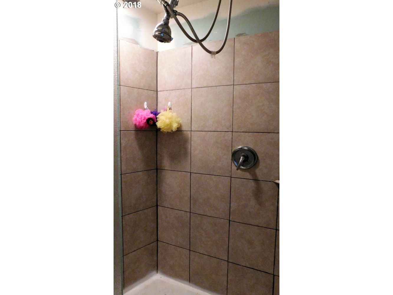 2837 W Harvard Ave, Roseburg, OR 97471